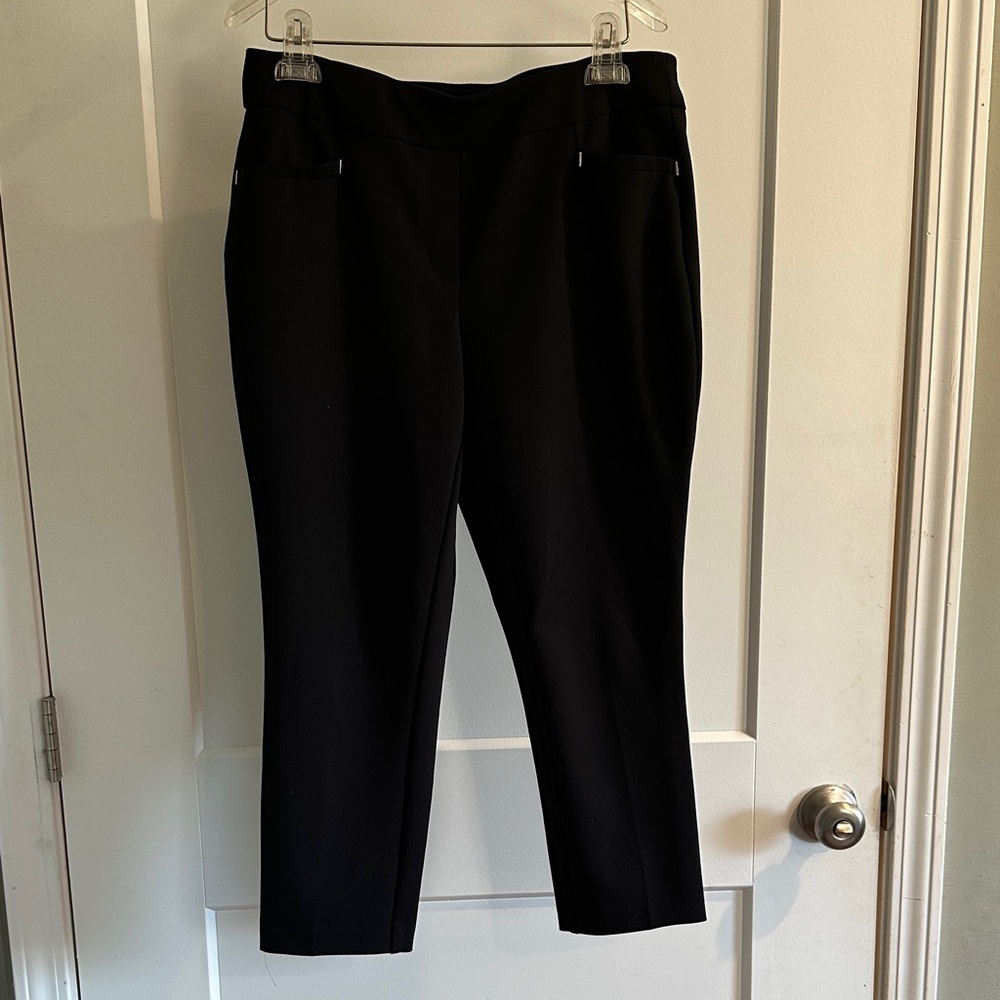 Cato Women's Black Ankle Pants